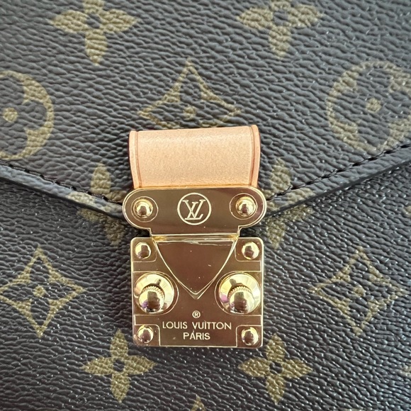 SOLD Authentic Louis Vuitton Pochette Métis - Picture 8 of 9